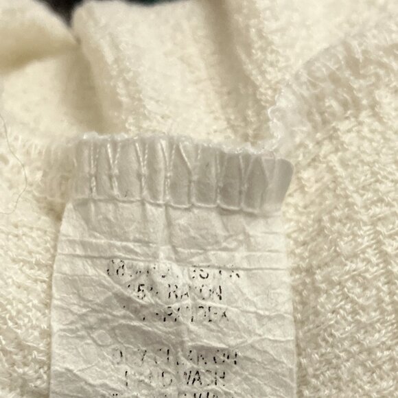 Aura The Label Size Medium M White Knit Slouchy Oversized Fit Pullover Crop Top - Picture 4 of 4